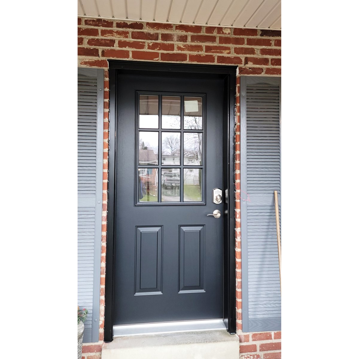 hmidoors's tweet photo. HME 313 Entry Door

#hmidoors #upgradeyourentryway #entrydoor #door #customdoor #customentrydoor #custommadedoor #custommadeentrydoor #madetoorder #madetoorderdoor #madetoorderentrydoor #externalgrids #clearglass https://t.co/a1NvaI5RPy
