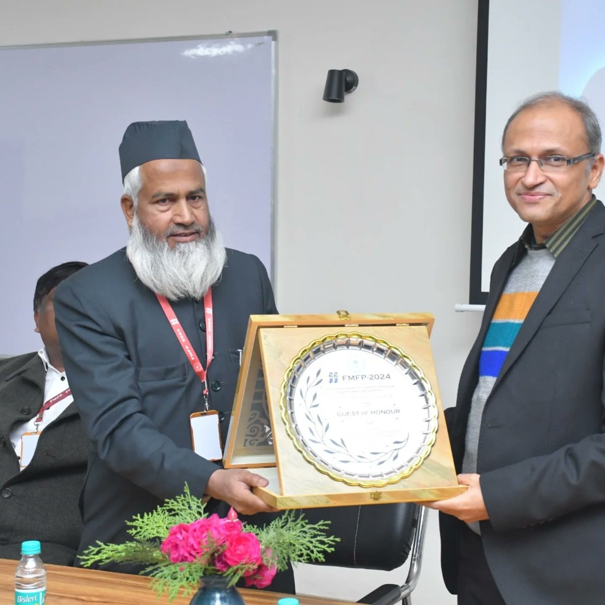 AmuMechanical's tweet photo. The Department of Mechanical Engineering, Aligarh Muslim University, Aligarh successfully organised the 11th International and 51st National Conference on Fluid Mechanics and Fluid Power (FMFP-2024) during Dec. 21-23, 2024.  
Glimpse of Valedictory Function!!! https://t.co/IwEhsXnBEg