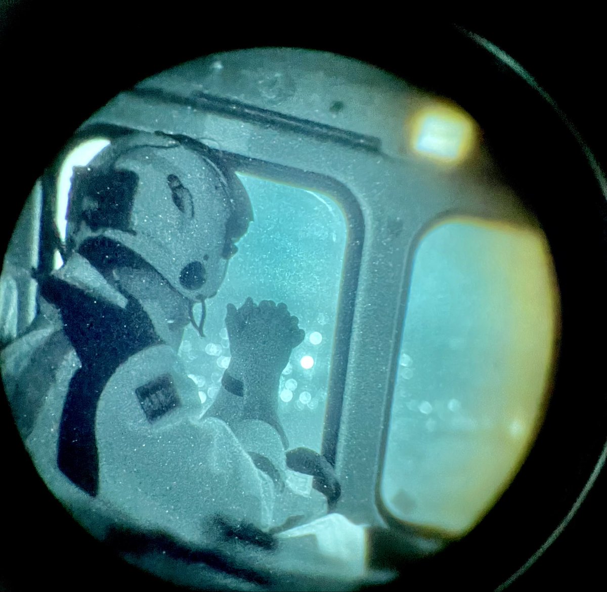 Go to bed kids. Me and the helicopter team at Air Ambulance Kent Surrey Sussex are in the air with night vision goggles on Santa watch. And I can reveal HE IS ON HIS WAY!!! #HAPPYHOLIDAYS 🎅