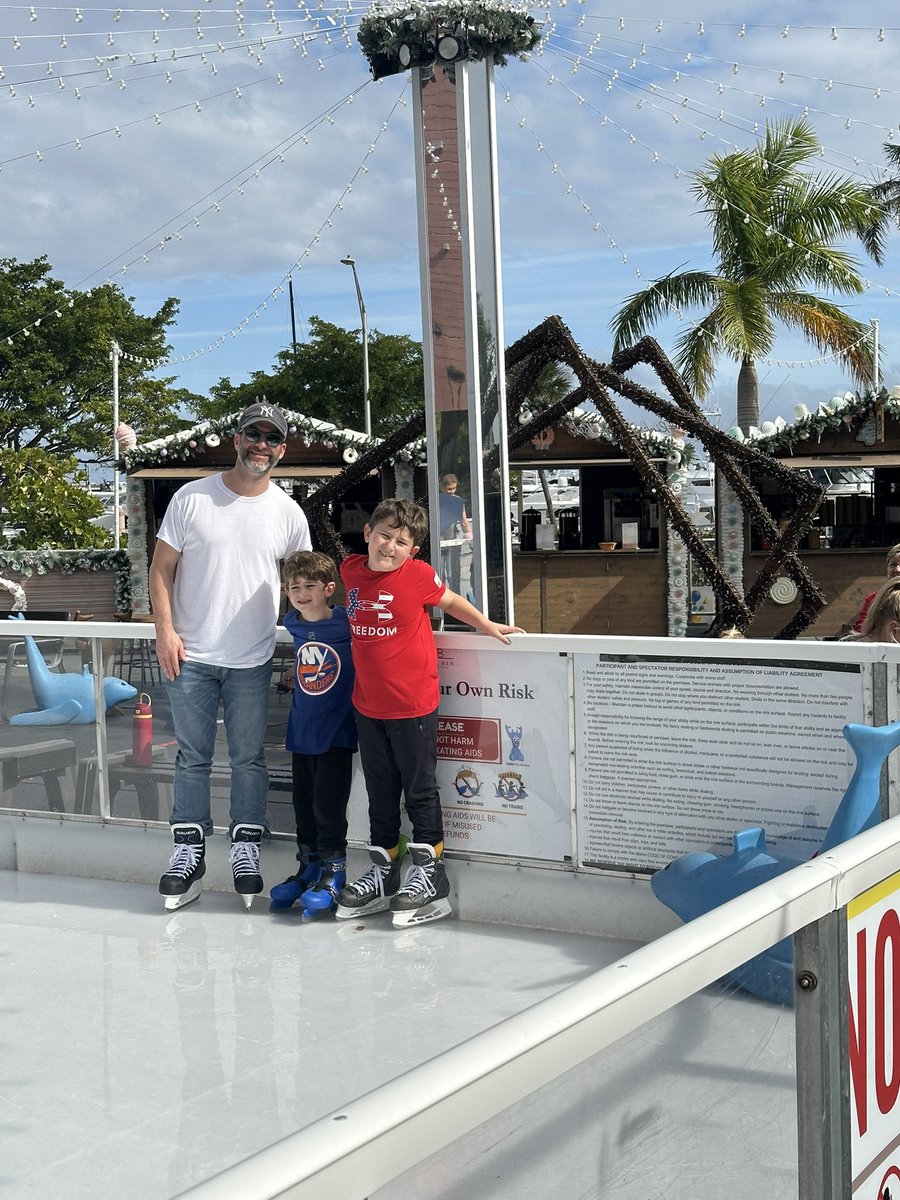SBerman1027's tweet photo. Bet you didn’t expect this one, @DarrenDreger 

West Palm Beach, FL

Let’s go Islanders! https://t.co/RxQ6vrSmup