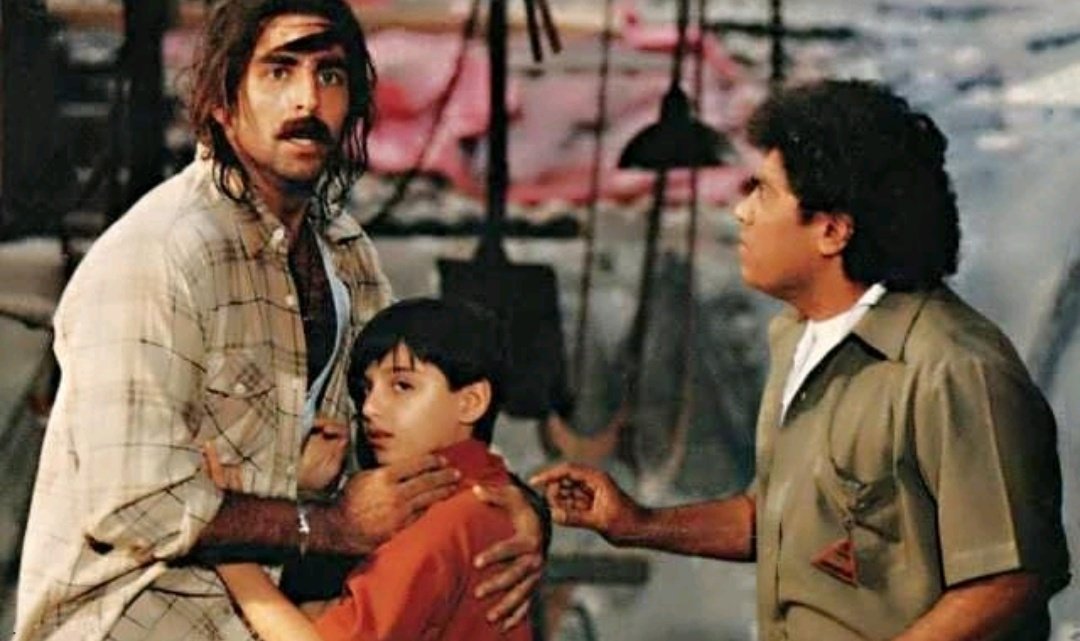 #25YearsOfJaanwar 

Box Office- India 10cr, WW 18cr

Footfalls- 90 Lacs

Verdict- Semi Hit

Music- Hit

#Jaanwar #AkshayKumar #KarismaKapoor #ShilpaShetty #MohnishBahl #SuneelDarshan