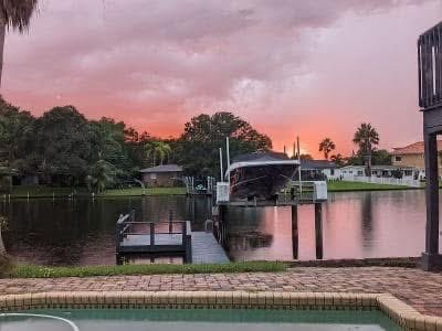 propertymgmtSRQ's tweet photo. Off market in St Petersburg, FL. 4/2 with pool, boat lift and 100’ waterfront. Straight shot to Tampa. 725k. https://t.co/AkmhUZTKeZ