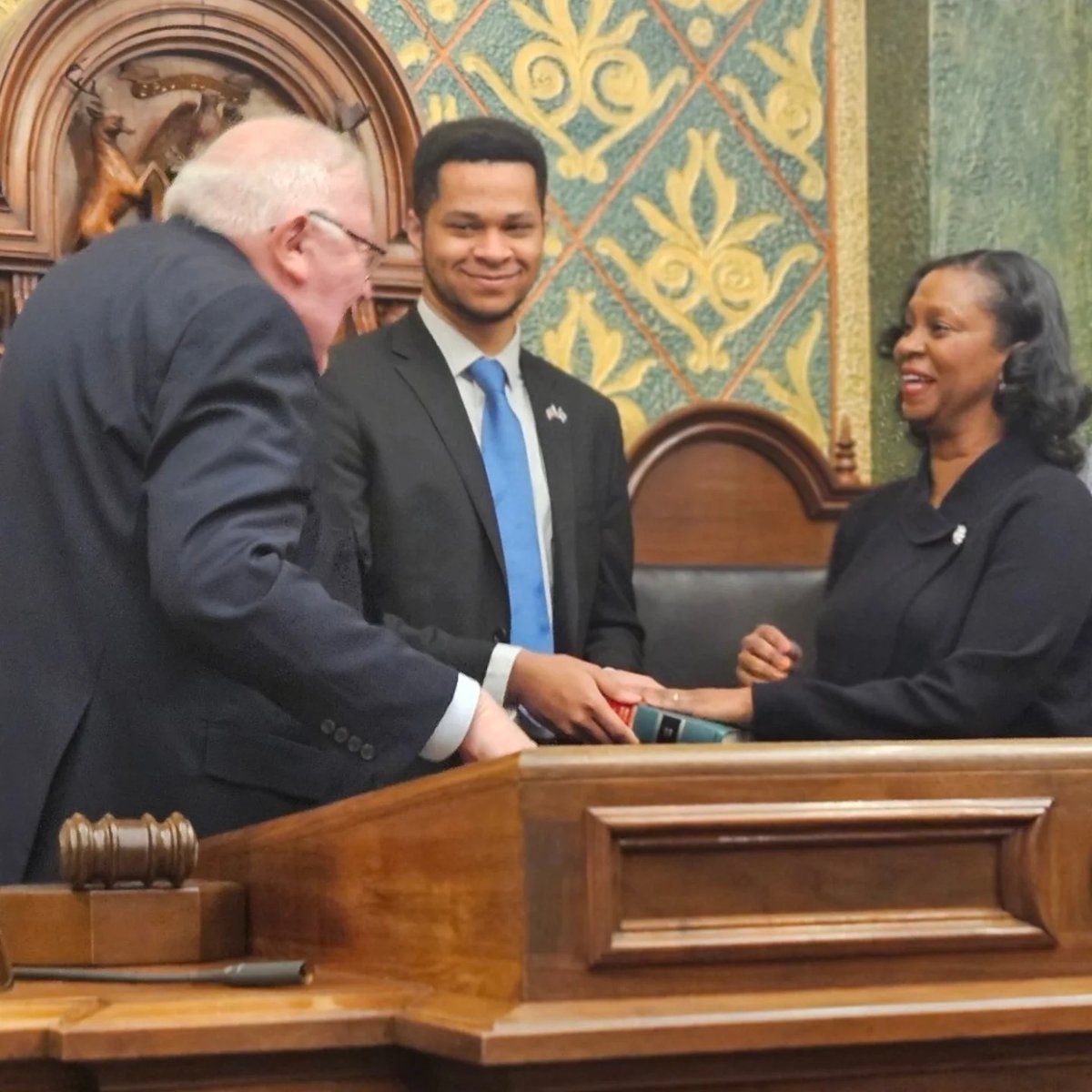 Tonya Phillips tweet media