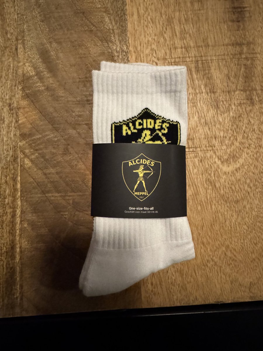 Een origineel kerstcadeautje van ⁦<a href="/Alcides1907/">Alcides♔</a>⁩ gekregen.