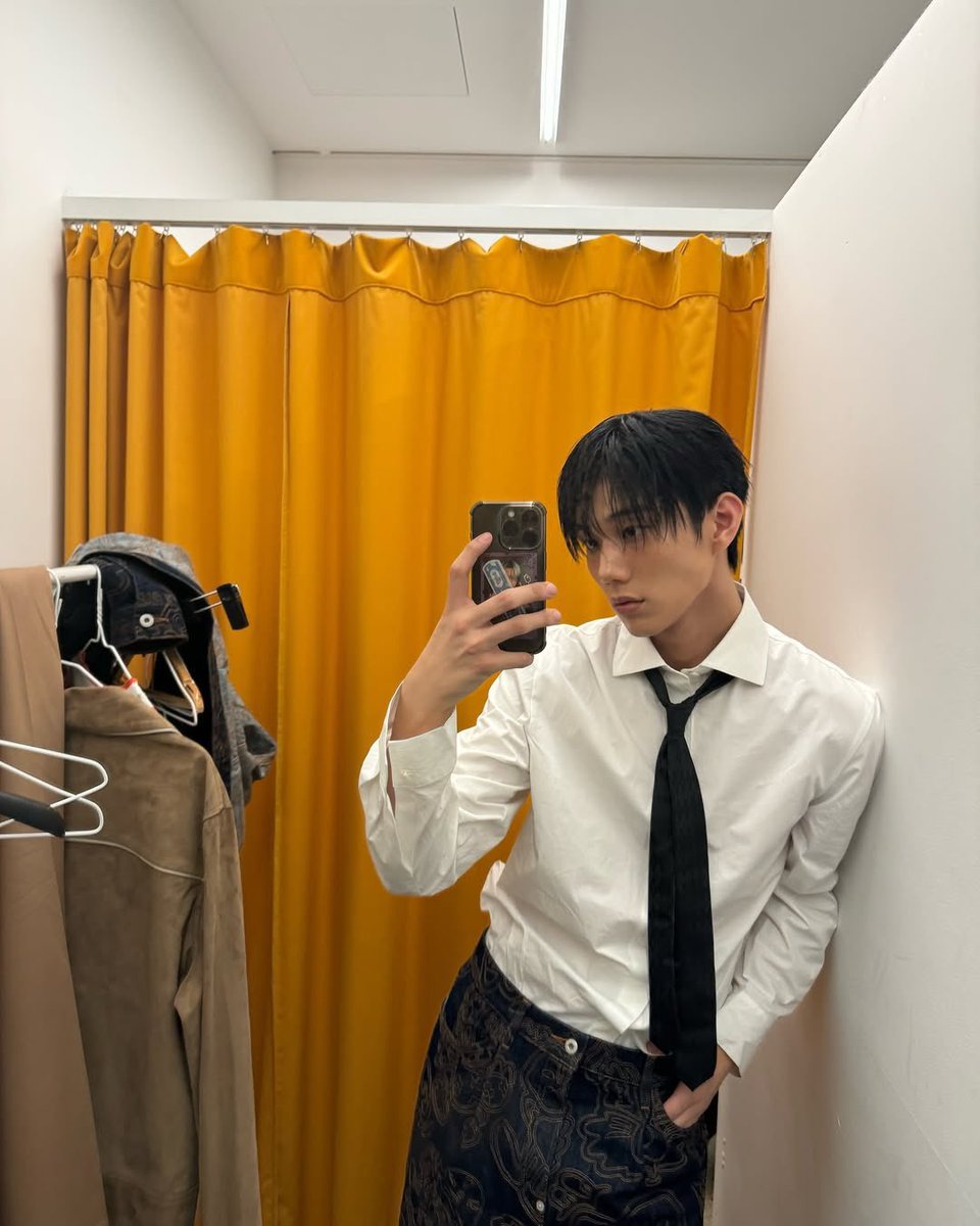 _Intak's tweet image. Face card never declines, huh?