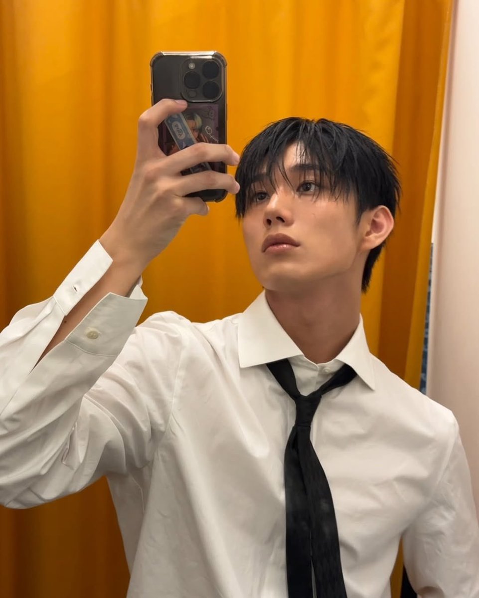 _Intak's tweet image. Face card never declines, huh?