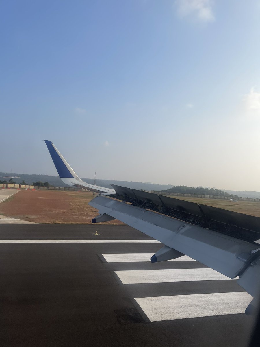 vinyasvk's tweet photo. Superb travel💙
Airline : @IndiGo6E 
Date : 24/12/2024
Route : BOM-IXE
Flight : A320-232
Registration : VT-IAN
@CSMIA_Official @mlrairport https://t.co/nCml3rtAZY