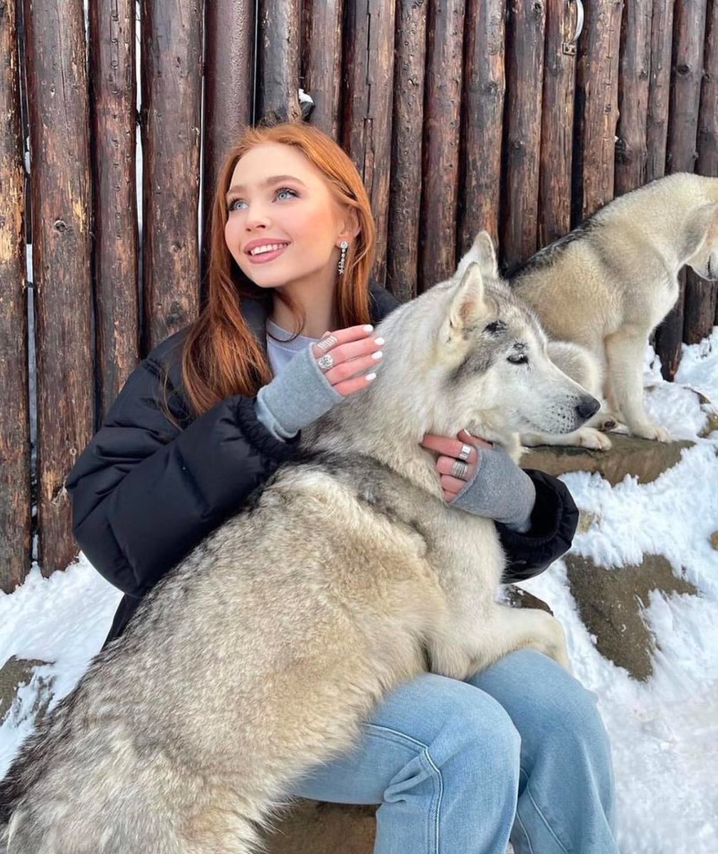 ꗃ﹟ 𝔖𝔞𝔯𝔞𝔥 𝔉𝔬𝔯𝔱𝔲𝔫𝔢 ⟡˖ ࣪ ⚓️ tweet media