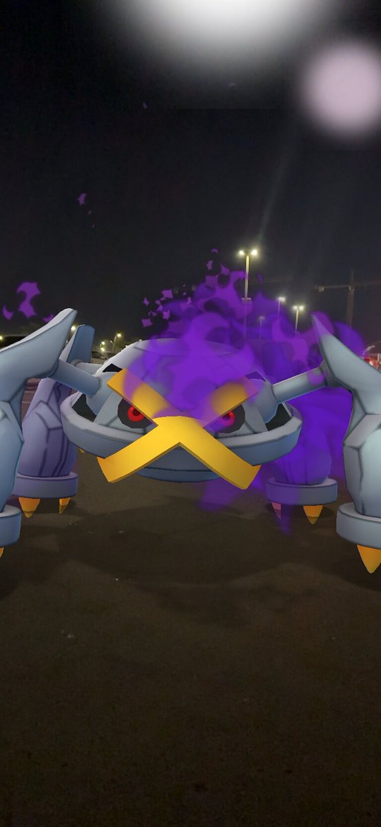 Join the fun of Pokémon GO! pokemongolive.com/refer?code=DT4…