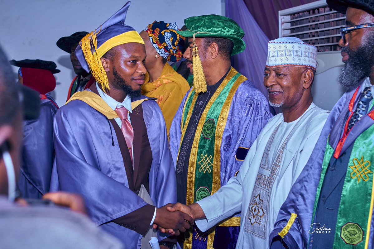 Maaruf0001's tweet photo. I was just been inducted into medical and dental Council of Nigeria (MDCN)/took my oath into the medical profession in Bachelor of Medicine&amp; Bachelor of Surgery at Usmanu Danfodio university sokoto.
      
Alhamdulillah🤲🏼

Introducing;

Dr. Ma’aruf Lawal    MB;BS   UDUS. https://t.co/b1tLpUuSDp
