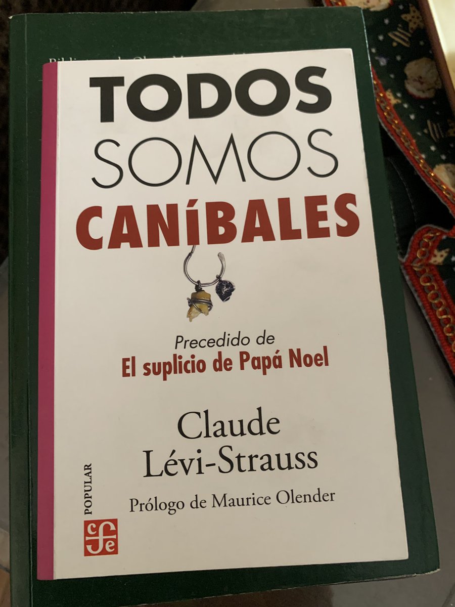 edufuj11's tweet photo. “Pero la Iglesia no se equivoca en absoluto cuando denuncia la creencia en Papá Noel como el bastión más sólido y uno de los focos más activos del paganismo en el hombre moderno. Queda por saber si el hombre moderno no puede defender él también su derecho a ser pagano”. https://t.co/TxyMq0FaZe