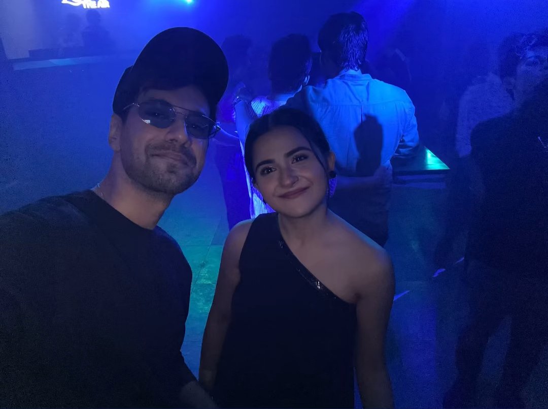 aneetpadda_loml's tweet photo. Shakhi 🖤✨

#Debattamasaha #Shauryaauranokhikikahani https://t.co/dJsiT57gje