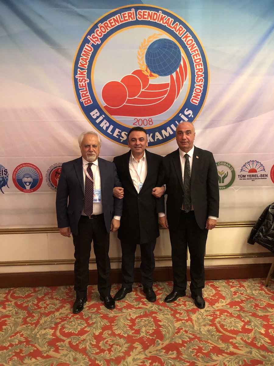 VEFA 

2016 ‘1 Mayıs’ında yollarımızın kesiştiği Hasan Başkan ve Mehmet Abime mücadelemize sundukları katkı ve üzerimdeki abilikleri için ayrı ayrı teşekkür ederim. Bizlere alınterini, mücadeleyi miras bırakan iki büyüğümle de mücadelemiz omuz omuza devam edecek.
SAYGILARIMLA…