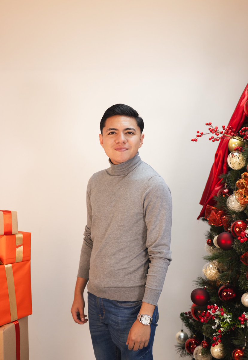 bhercamargo's tweet photo. Como cambia la vida en un año… https://t.co/pyrrRVd6Zj