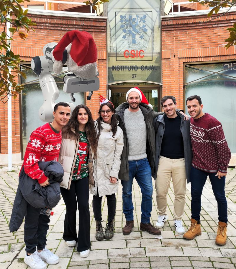 PLanillos's tweet photo. The #NeuroAI and #Robotics group , #Madrid section, wish you an amazing Christmas and happy new year (or any type of cultural holidays). Starring Panda Claus.
🎉 ✨ 🦿 🤶 

https://t.co/bfFLNAfzxa

@InstitutoCajal | @CINCnews | @CSIC | https://t.co/J4bocVDkh0