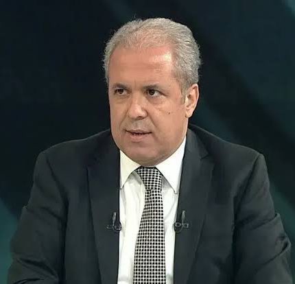 AK Partili Şamil Tayyar’dan asgari ücret tepkisi:

“2024 enflasyonu yüzde 45’ken, asgari ücretteki artışın yüzde 30’la sınırlandırılması, olmadı.

AK Parti’nin 22 yıllık sosyal politikalarıyla örtüşmedi. Üzgünüm.”
