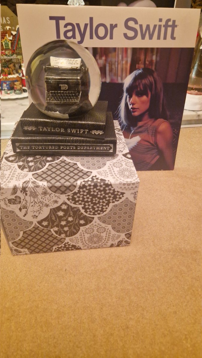 Emma - 🤍 London N7&8 tweet media