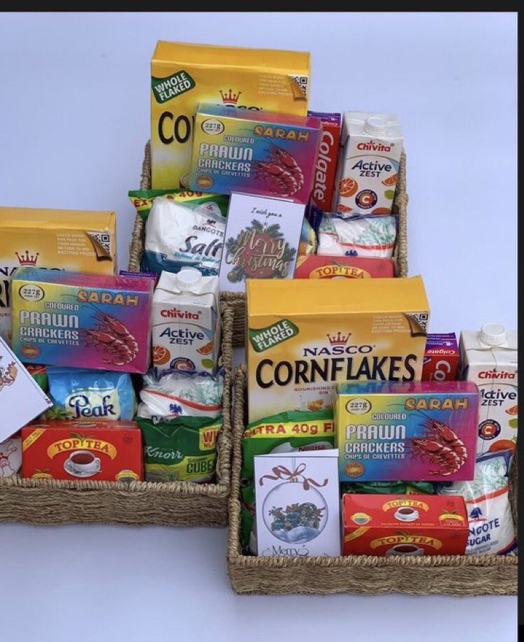 Papijnr0's tweet photo. I am giving out 5 Christmas Hampers from @EwaAdejoke to 5 of my followers comment under this post if you want ❤️
Merry Christmas 🎄 https://t.co/AILjdO4ytI