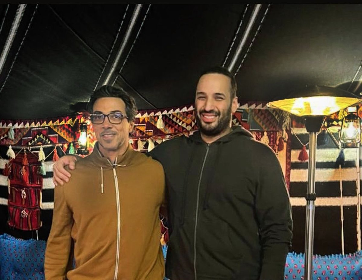 لقاء ودي يجمع سمو #ولي_العهد وسمو الشيخ منصور بن زايد نائب رئيس دولة الإمارات العربية المتحدة في المخيم الشتوي في #العلا.