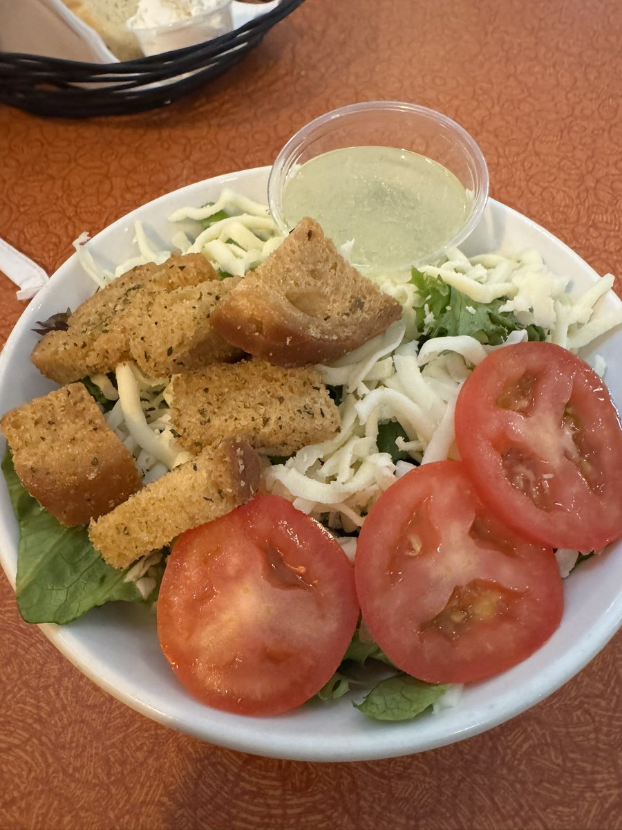 cincygreghoodin's tweet photo. #ChristmasEve has always had the potential to be a #SkettiNight even if it is #WhatsForLunch @Pompilios whole wheat pasta with marinara (no meatballs , yet) and a salad for balance #eatcincy #cincyeats #dinelocal #BeASanta #holidayvibes #cincyvibes #dinelocal #withanhtotheotothehohoho #HAPPYHOLIDAYS #holidayseason #HolidayCheer 🎅🤶🧑🎄🎄🎄🔴⚫️