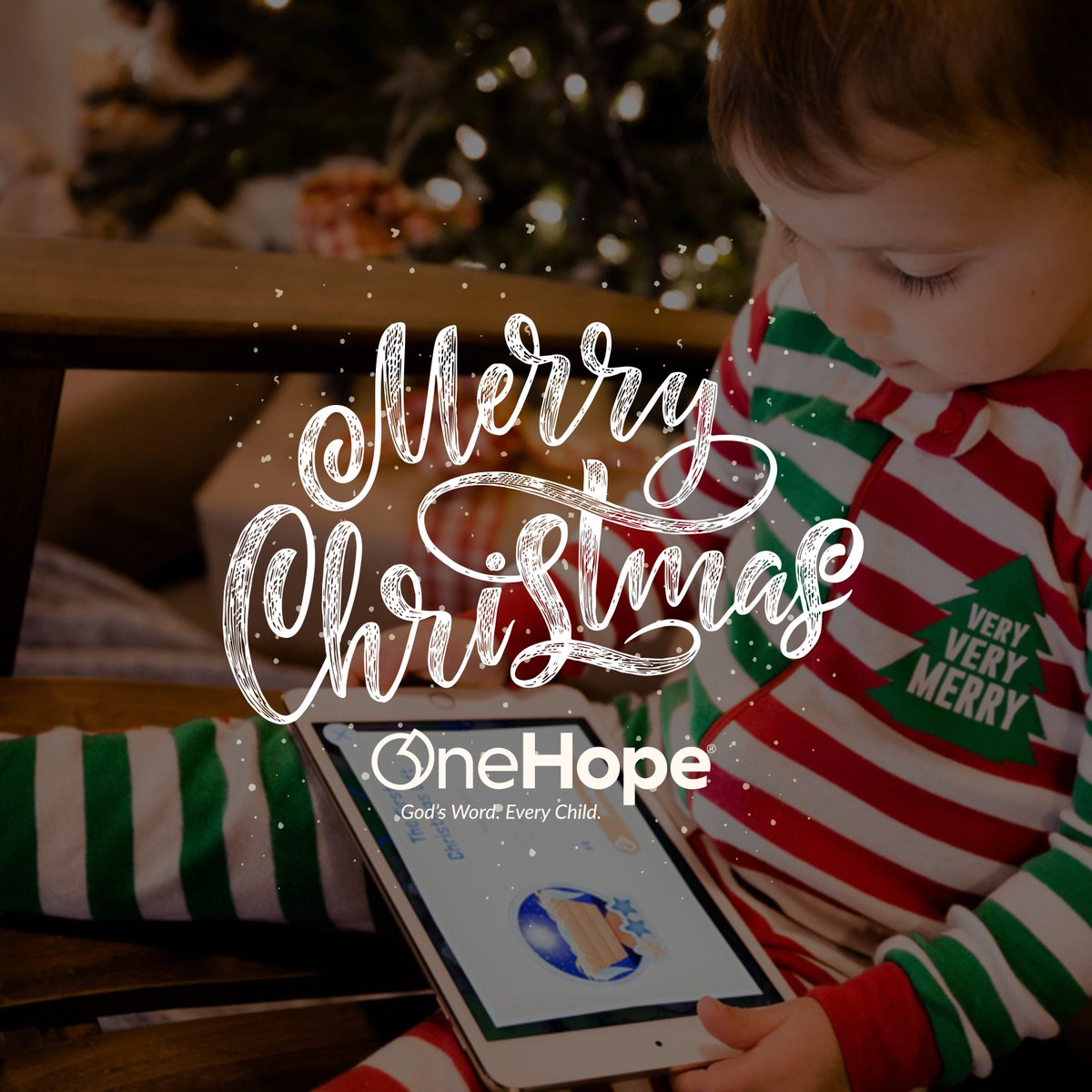 OneHope's tweet photo. Merry Christmas from the OneHope missional family! 🎁
Praying for a season filled with hope, joy, and the peace of Christ. As we celebrate the birth of our Savior, we reflect on the incredible impact of His love and His word around the world. #MerryChristmas #OneHope #GodsWordEveryChild