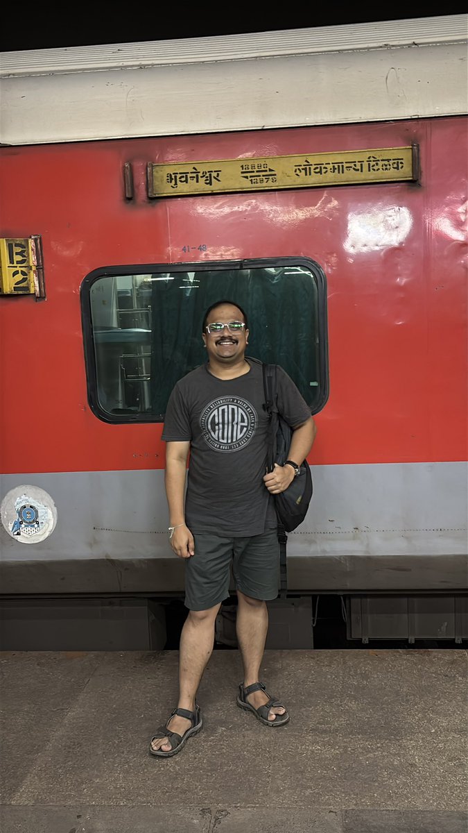 sandesh_samant's tweet photo. It's that time of the year to explore a new state of India. 
This time it's #Odisha.
After a long time taking a train journey of 35 hours that will take me from the West Coast to the East Coast through the lush green forests of Central India. 
Let’s go… 
🚂🛤️ https://t.co/H9SAO2hXXd