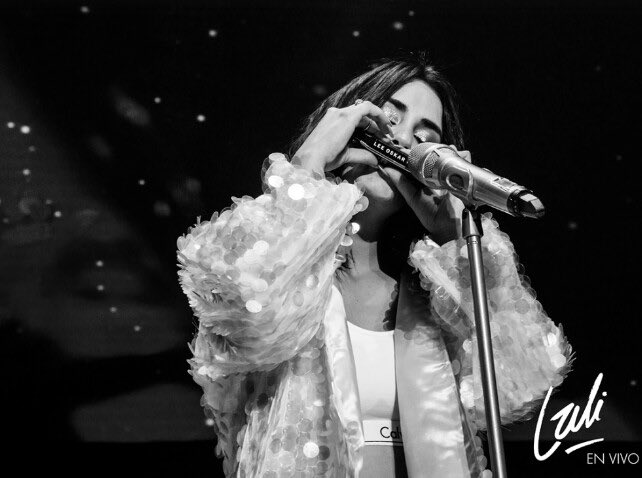 LaliDataOk's tweet photo. — Hace 7 años, LALI lanzaba ‘Tu Sonrisa’, que se incluiría en el 3er álbum de estudio BRAVA. https://t.co/uTetiHFLhN