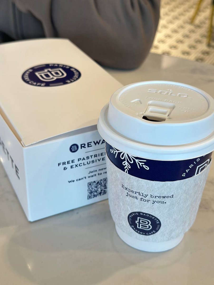 🎄✨ The holiday spirit is in full swing! This beautifully decorated Christmas tree, adorned with golden ribbons and shimmering ornaments, is a warm reminder of the joy and togetherness this season brings. 🌟

Let the sparkle of the lights brighten your day and the festive cheer