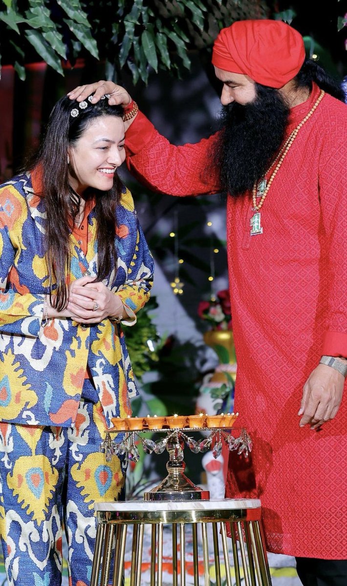 llisha_'s tweet photo. Happy Birthday Rooh D❤️❤️

Stay Blessed 😘❤️always.
Like Father Like Daughter 

@insan_honey 🎉❤️ https://t.co/wFPDoo08fg