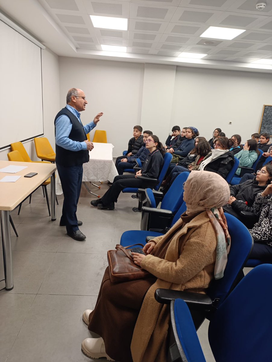 HamidiyeImam's tweet photo. Okulumuz 8. sınıflarına yönelik yapılan lise tanıtım gezileri kapsamında Mahmut Sami Ramazanoğlu Anadolu İmam Hatip Lisesine ziyarette bulunduk. https://t.co/gmAADXMGKk