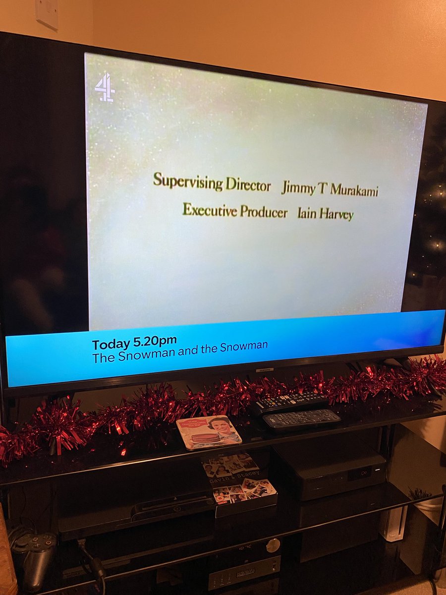 Really looking forward to this new version of the snowman <a href="/Channel4/">Channel 4</a> ☃️☃️

Credit to my 7 year old who spotted this and for not rubbing it in too much when I said she must have misread it 😂