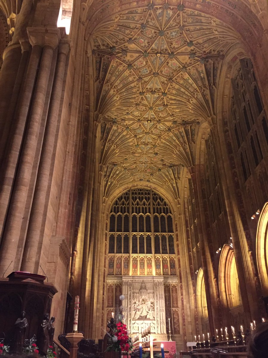 jon_stride's tweet image. Looking forward to midnight mass @SherborneAbbey tonight. Such a special place to celebrate Christmas.