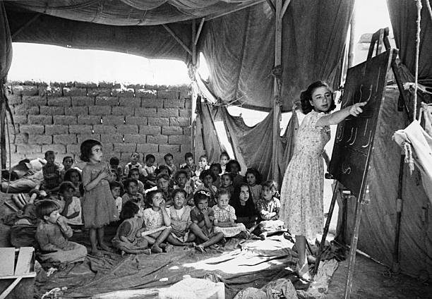 yousefaljboor20's tweet photo. اللاجئين الفلسطينية في #الأردن في 1949 https://t.co/g9tDTZevza