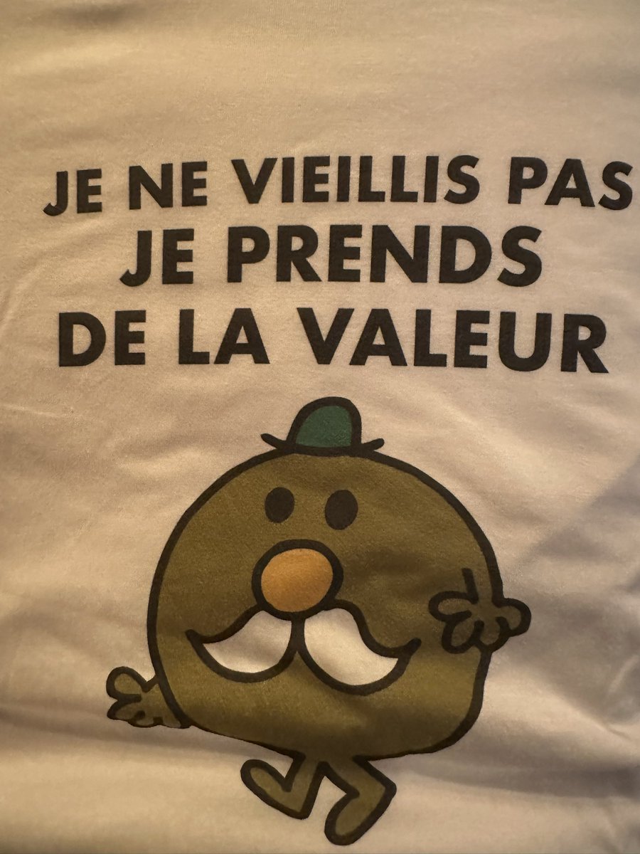 courbet_julien's tweet photo. Le cadeau de maitre fellonneau ! J'adooooore . #JoyeuxNoel2024 https://t.co/Ut7BdOwM72