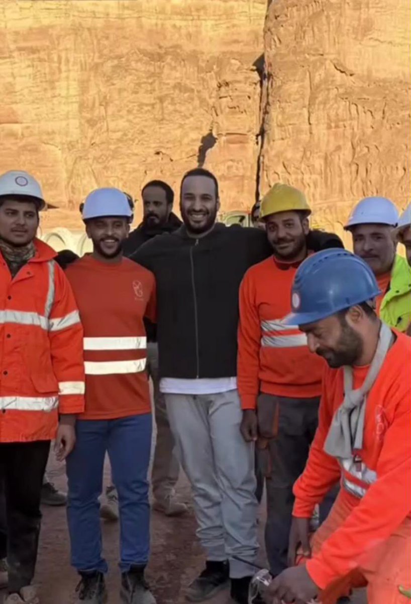 الأمير محمد بن سلمان اليوم في العلا 🤍