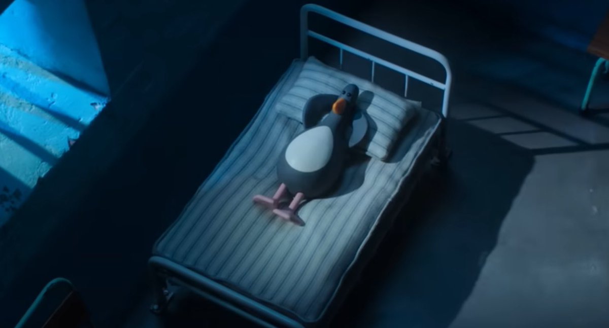 DiscussingFilm's tweet image. “You come at the king, you best not miss”

Feathers McGraw begins his return tomorrow.