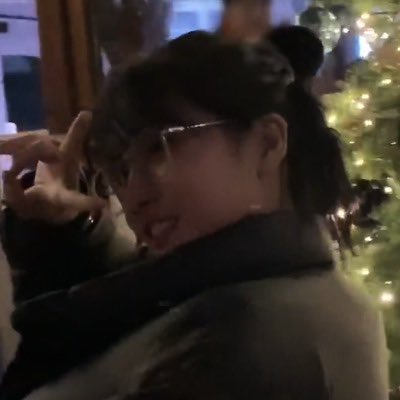 momo pics tweet media