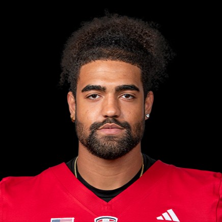 What a game! 🏈🔥 NIU Huskies yesterday secured a 28-20 double-OT victory over Fresno State in the Famous Idaho Potato Bowl!

CEET stars Evan Buss (OL) &amp; Pierce Oppong (DL, 3 solo tackles + a QB sack!) played key roles in the win. 💪🐾

#GoHuskies #NIUFootball