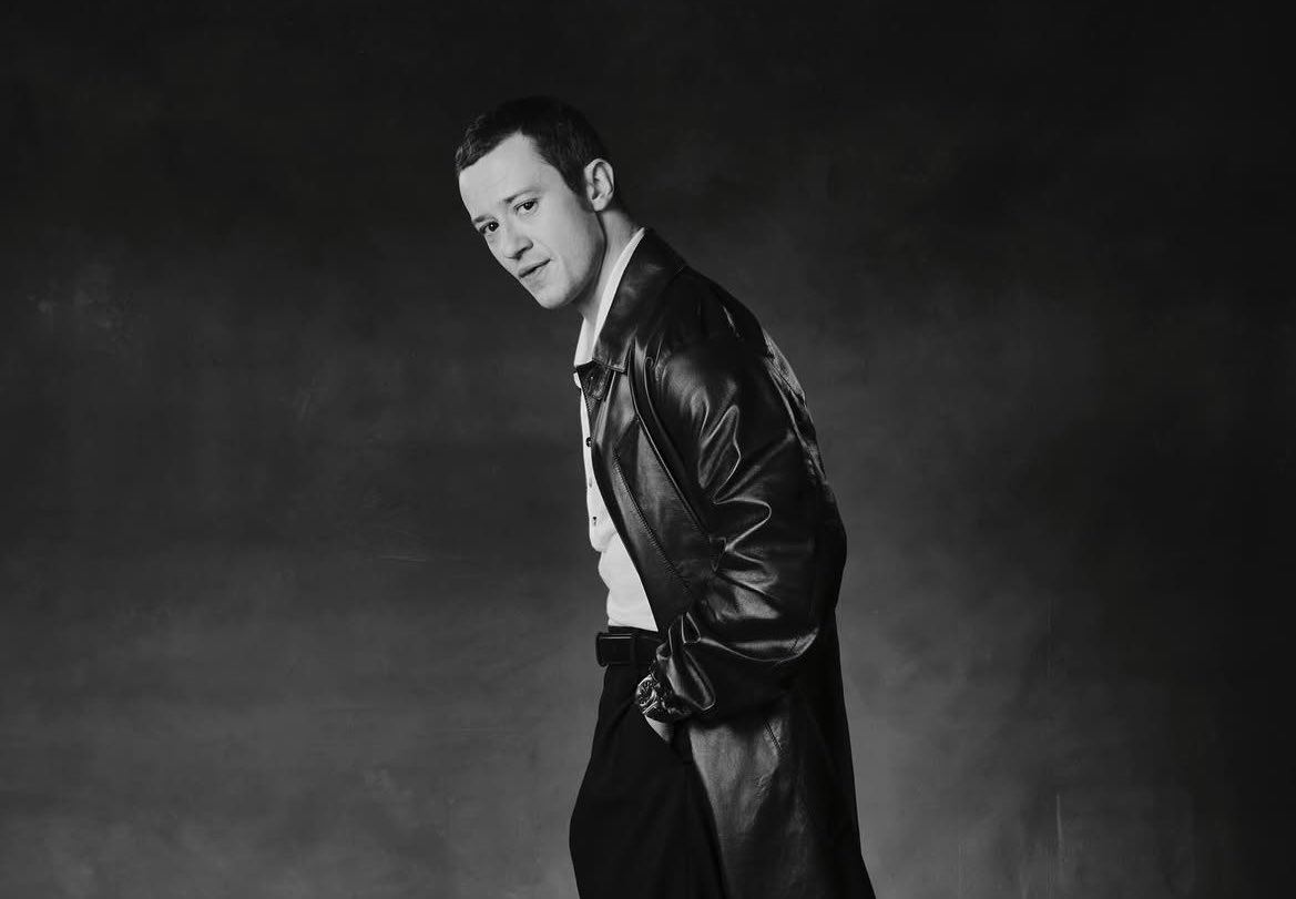Winchester67Jes's tweet photo. Joseph Quinn is beautiful. There I said it. https://t.co/lLkuA5W8tR