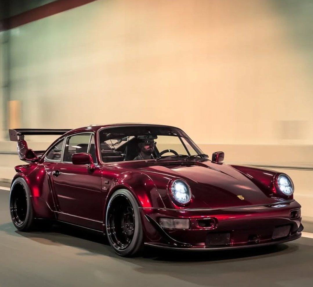 autoass's tweet photo. Porsche 911 https://t.co/w7erUfoyfK