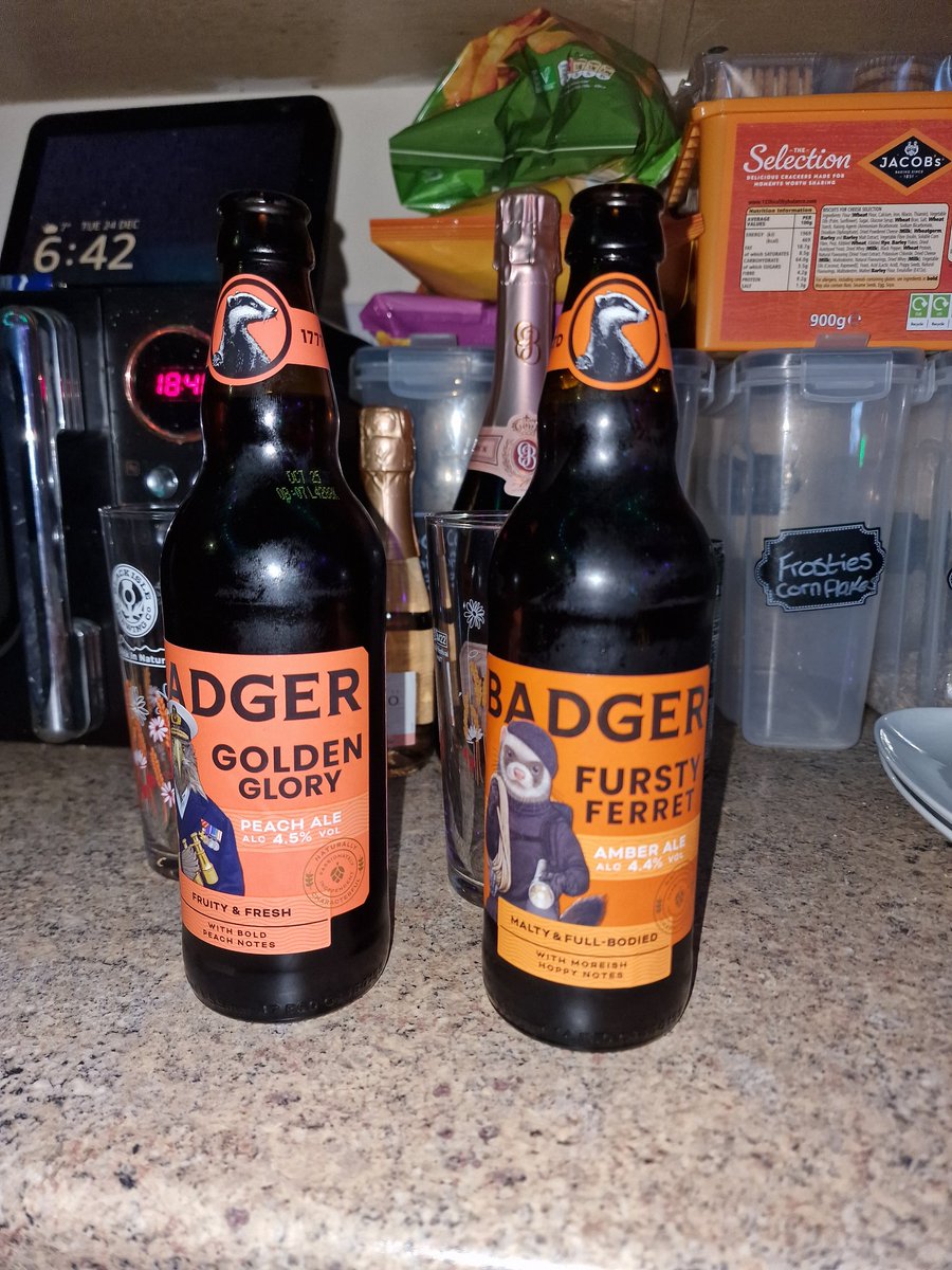This year has been a tough one. 
I wish you could have seen me graduate and celebrated my 40th with me, but you where there in my heart. 
Here's to you Dad
Love and miss you always
P.S thanks for the dodgy blood pressure!