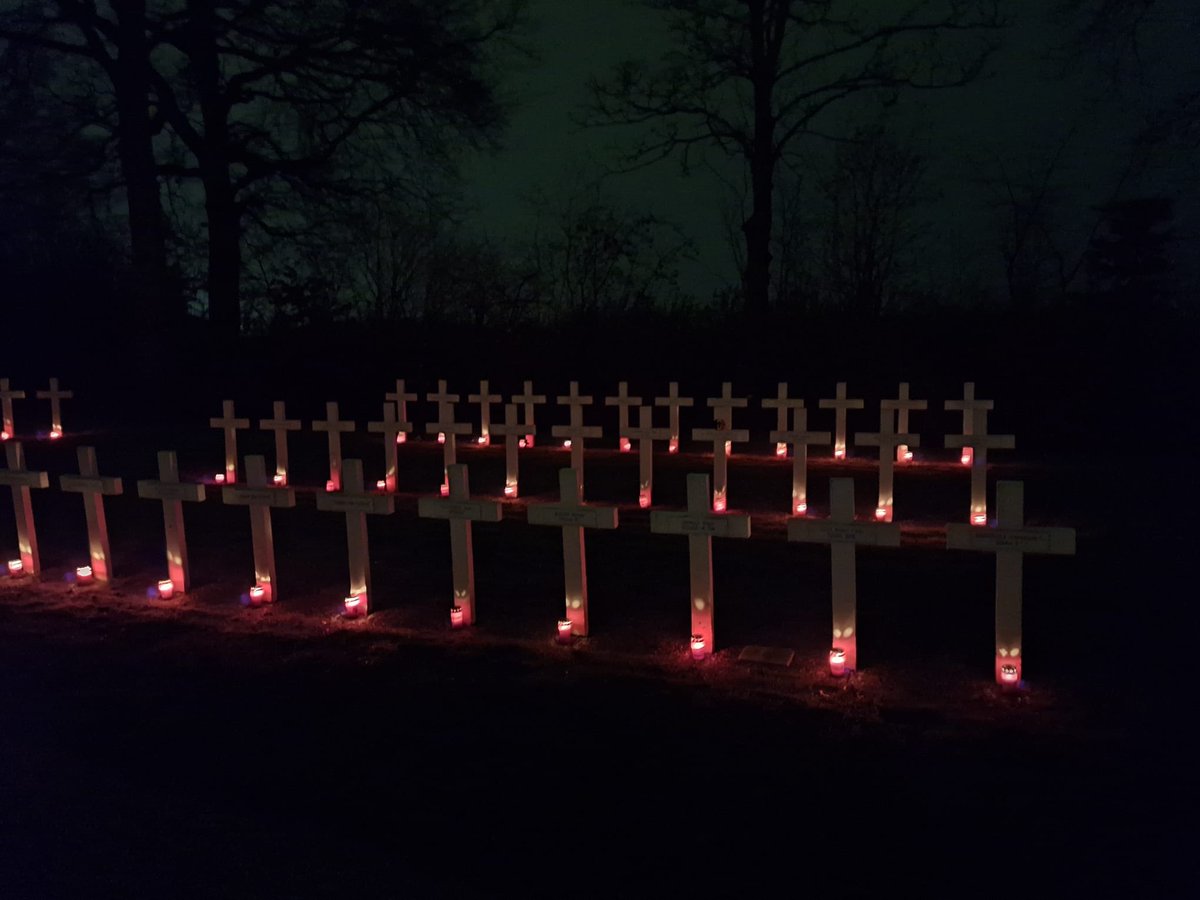 Memorial 40-45 Kapelle tweet media