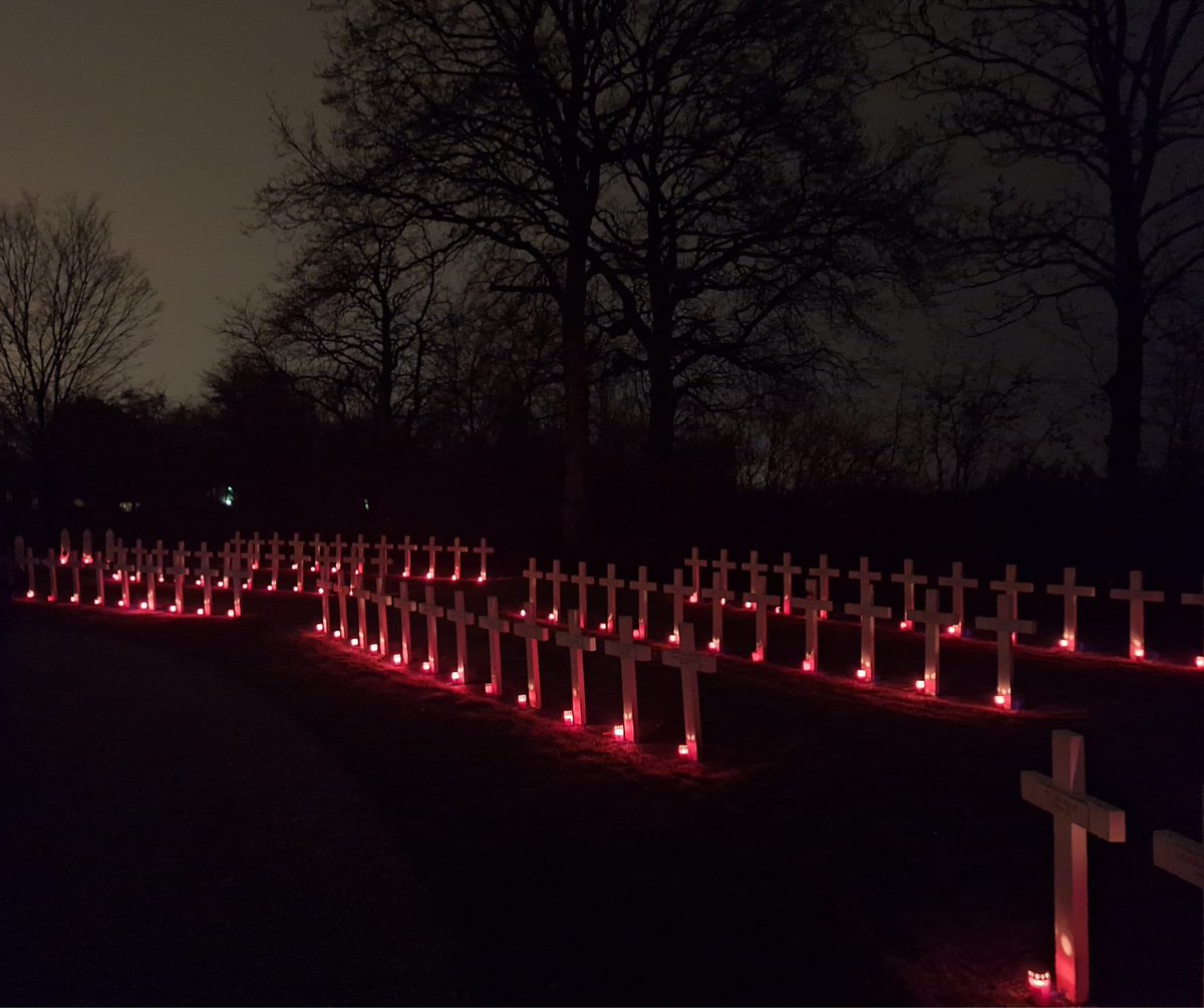 Memorial 40-45 Kapelle tweet media