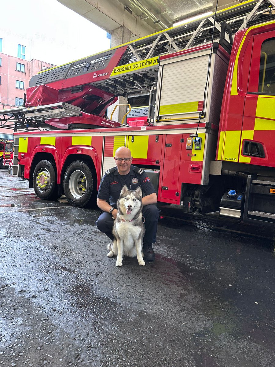 When your ‘kid ‘ comes to visit because you are working Christmas Eve!

Sub Officer Finglas had a surprise visit in Tara Street Fire Station earlier today