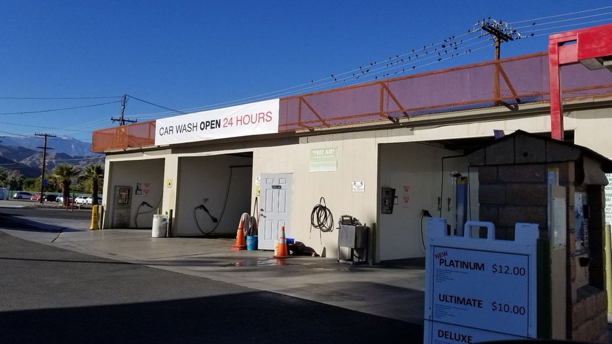 PalmWash's tweet photo. Day or night, our 24-hour car wash is here to serve you. Never worry about fitting a car wash into your busy schedule again—come anytime! #24HourCarWash #PalmDesertCA
https://t.co/tLXJklTRfY https://t.co/fRlK8HbUGu