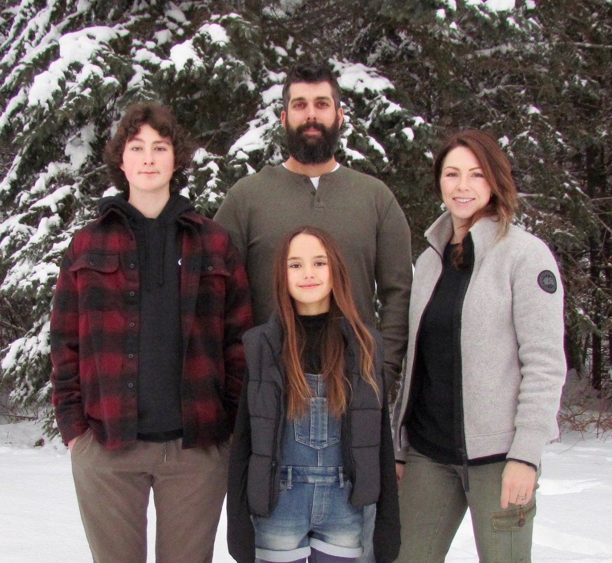 FishHuntPLC's tweet photo. Sending our best to all! 
#MerryChristmas 
from #perraultlakecamp https://t.co/eGzovcqaGN