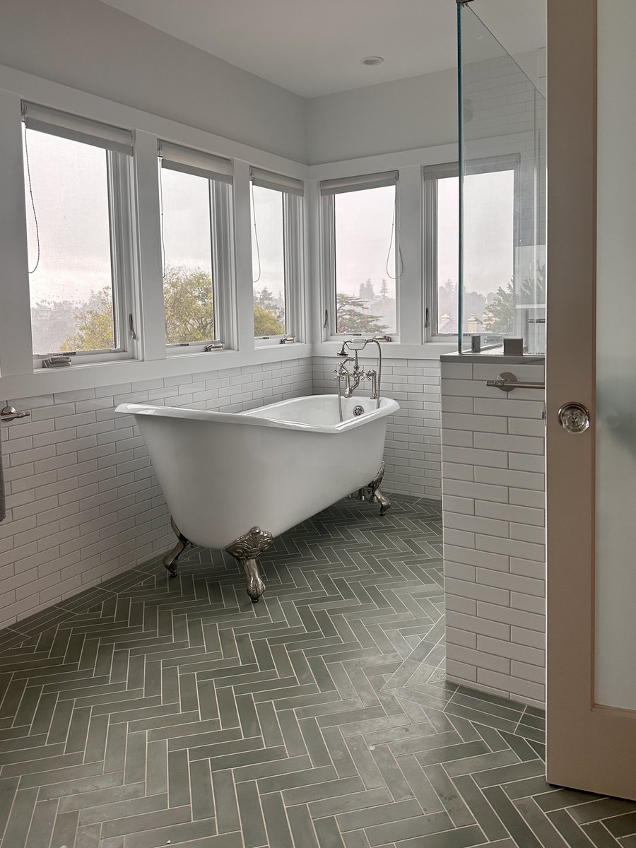 sean mcguire tweet media