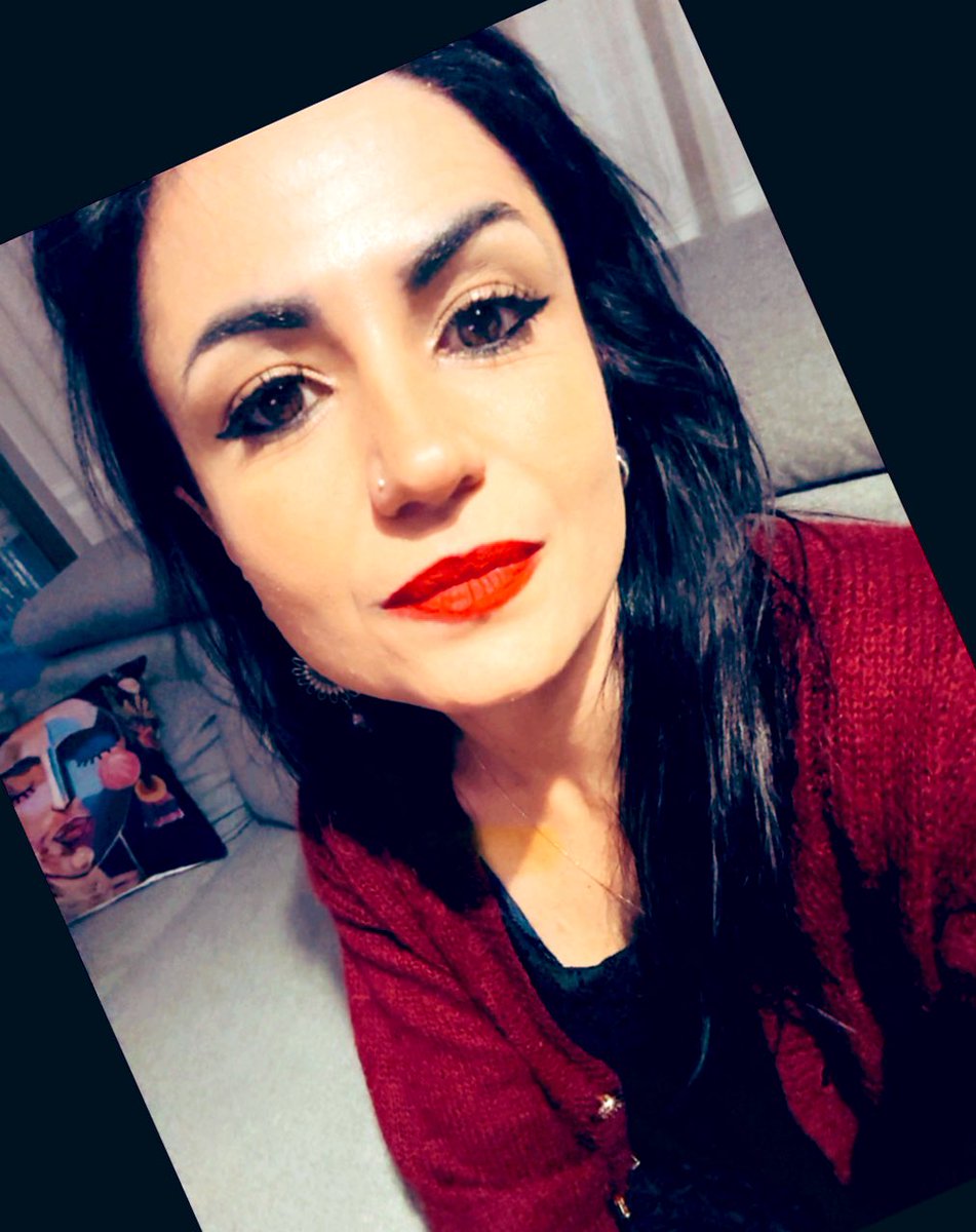 Angiavale's tweet photo. Buona viglilia a tutti ❤️💝🎄 https://t.co/hKUDdqTCmK