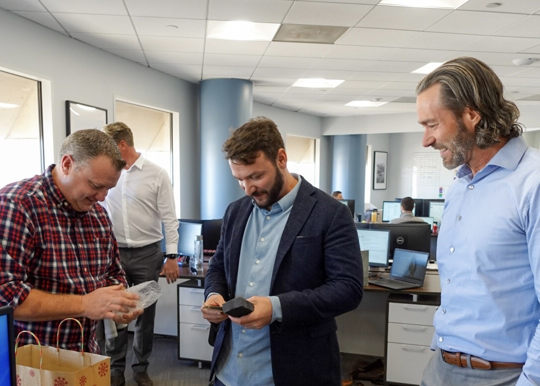 integrumHQ's tweet photo. Happy holidays from Integrum✨
Wishing health, happiness and success to all of our partners in 2025!

A little look back at some quality team moments from our annual holiday party and Secret Santa gift exchange🎅🎁

#Integrum #Holidays #Workday #ERP #EHR https://t.co/82G6VLystb