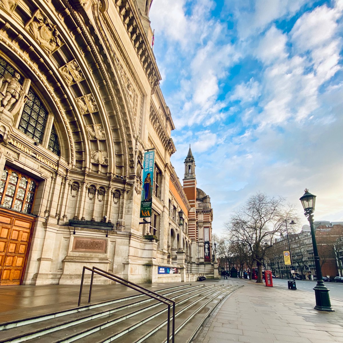 It’s hard to say goodbye. Over the last few years I’ve had the extraordinary pleasure of working in one of the finest corners of South Kensington. So many great experiences and good people to work with. …now it’s time to head South for winter. Thank you, <a href="/V_and_A/">V&A</a> #checkingout